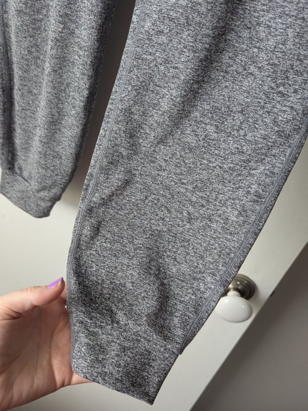 Vuori Gray Joggers Sweat Pants Size XS - Picture 4 of 9